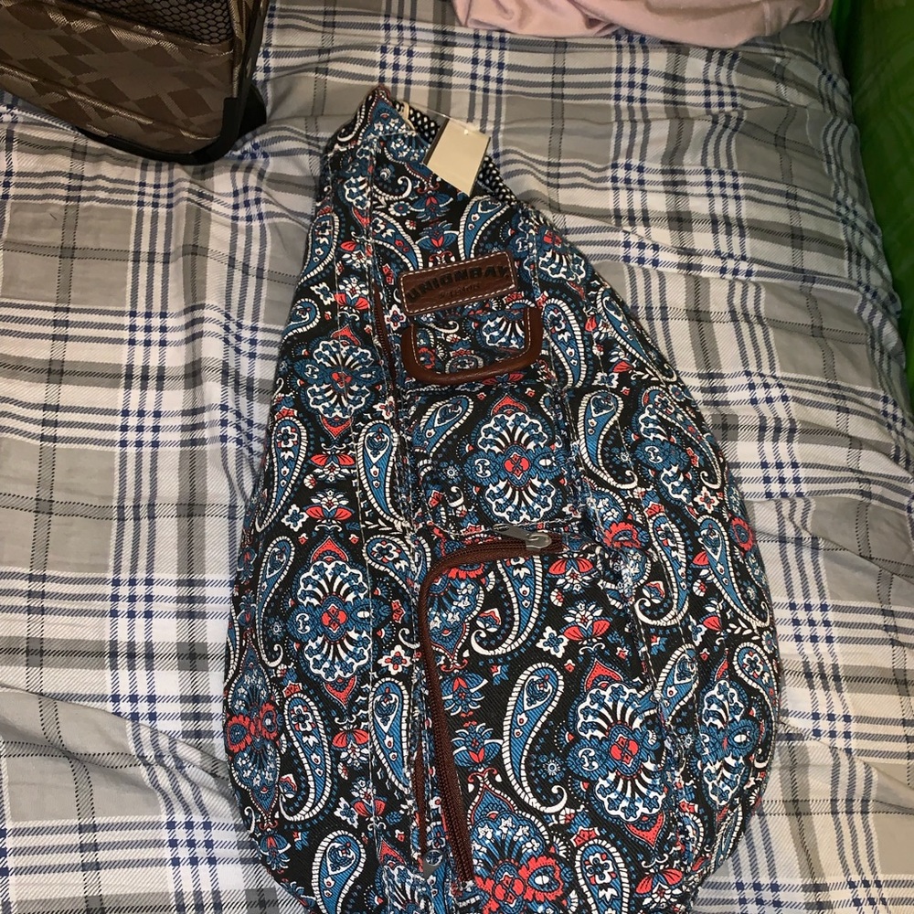 Union bay crossbody new with tag